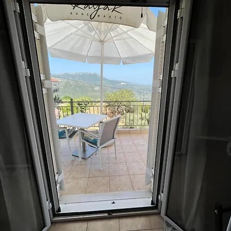 Andrianas Apartament *